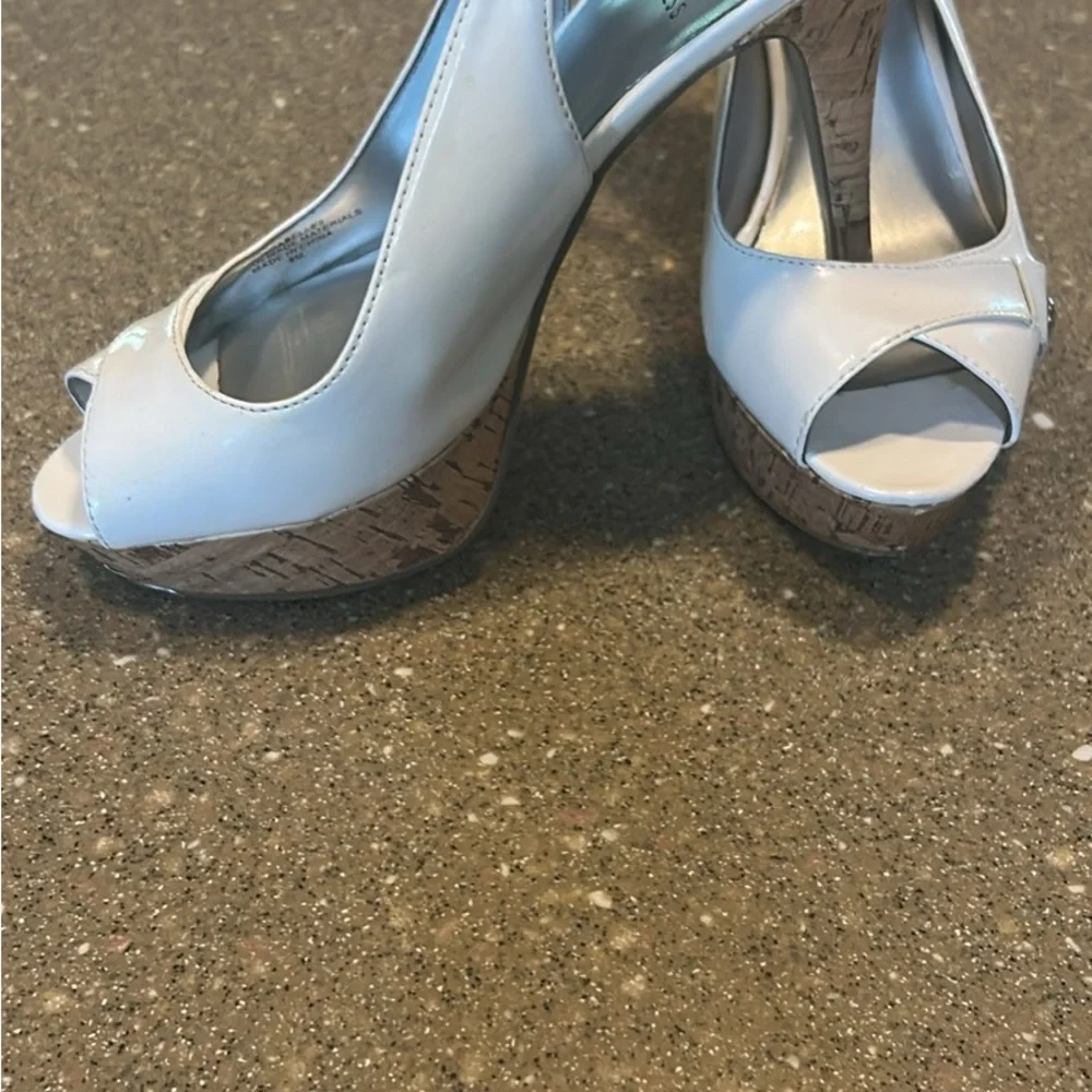 Guess Cream Peep-Toe Heels - Picture 3 of 4
